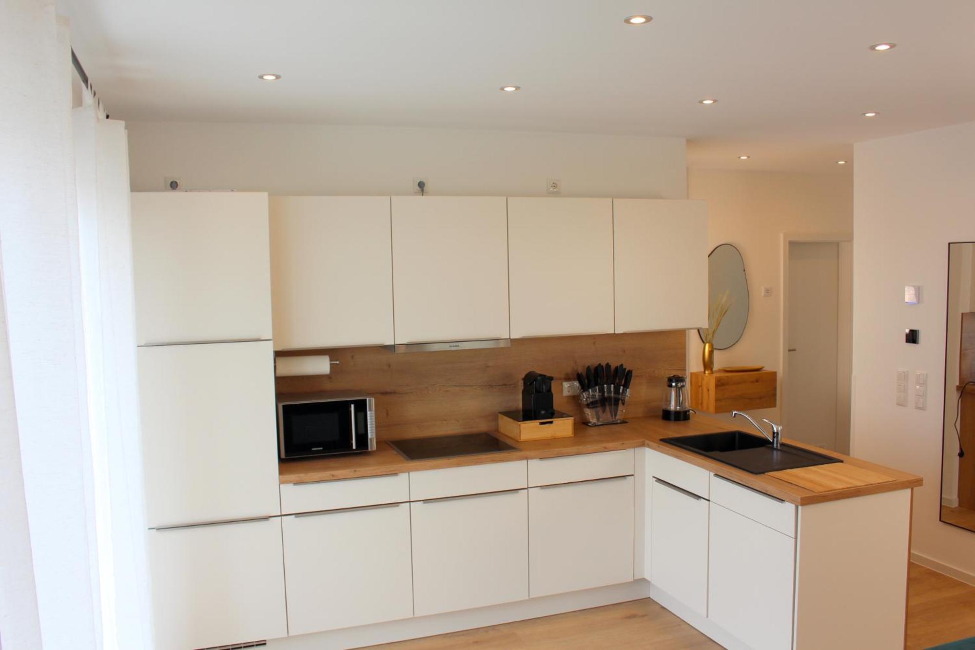 Apartment Mit Voll Ausgestatetter Kueche, Badewanne, Balkon, Parkplatz Vor Dem Haus, Ruhig Gelegen, Ada4 كولمباخ المظهر الخارجي الصورة