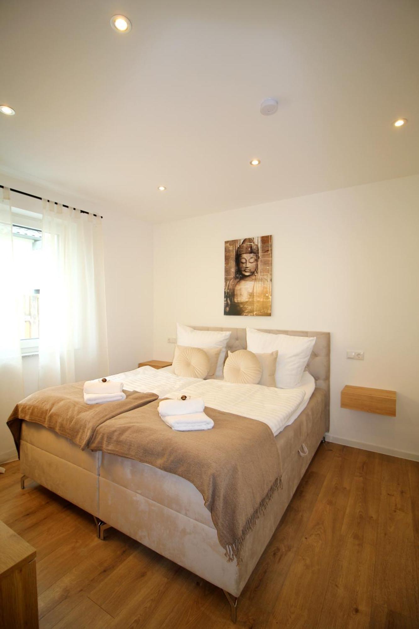Apartment Mit Voll Ausgestatetter Kueche, Badewanne, Balkon, Parkplatz Vor Dem Haus, Ruhig Gelegen, Ada4 كولمباخ المظهر الخارجي الصورة