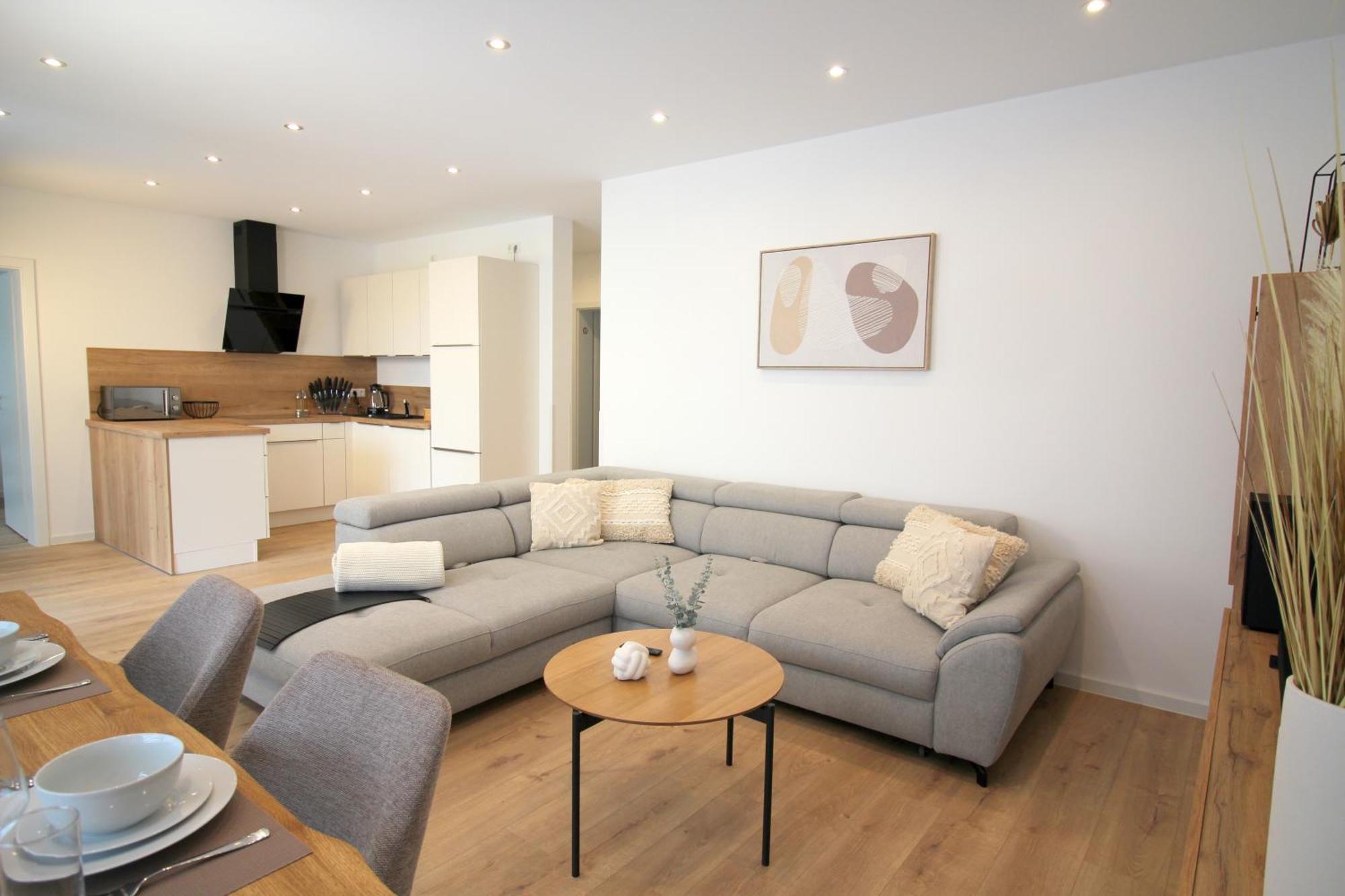 Apartment Mit Voll Ausgestatetter Kueche, Badewanne, Balkon, Parkplatz Vor Dem Haus, Ruhig Gelegen, Ada4 كولمباخ المظهر الخارجي الصورة