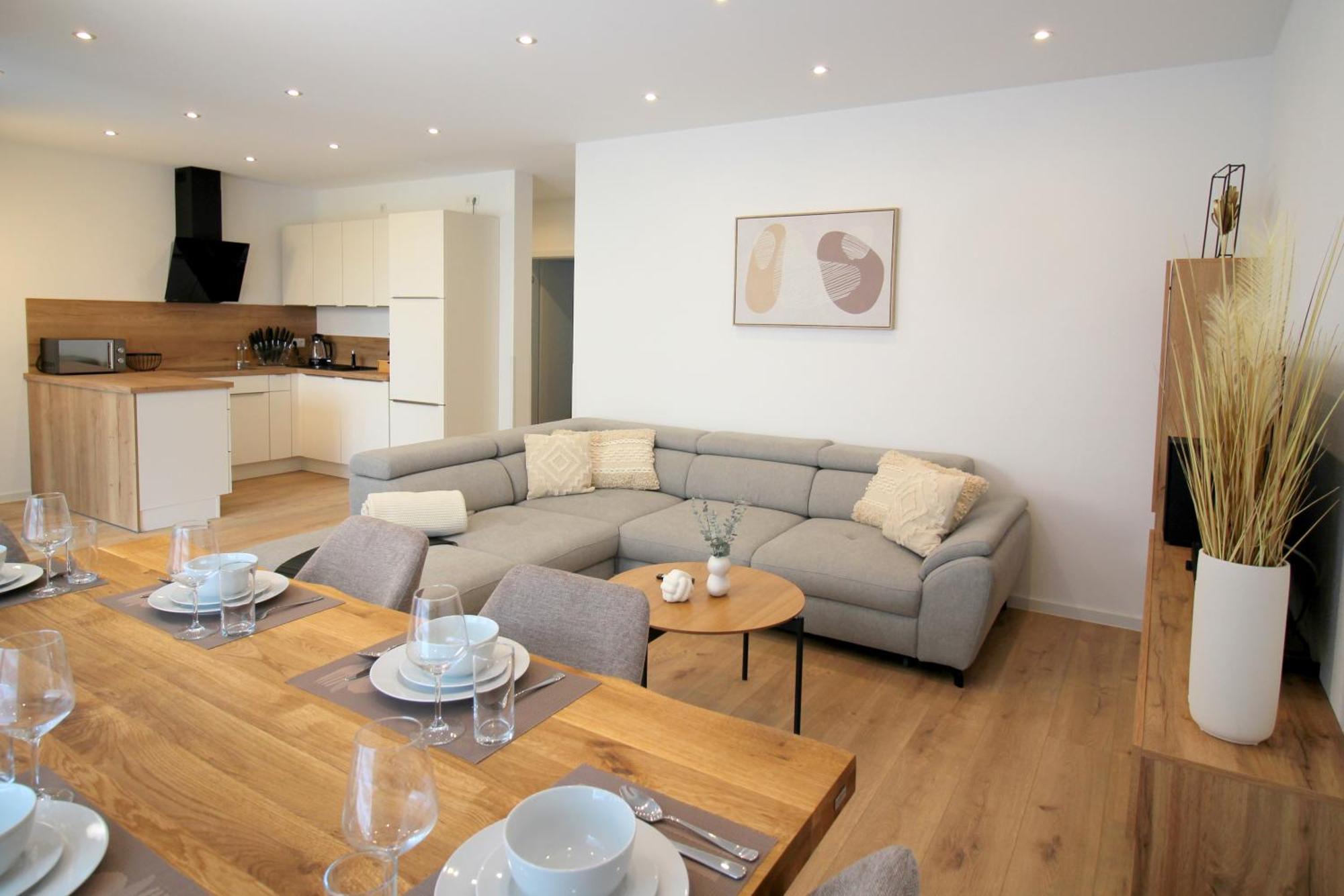 Apartment Mit Voll Ausgestatetter Kueche, Badewanne, Balkon, Parkplatz Vor Dem Haus, Ruhig Gelegen, Ada4 كولمباخ المظهر الخارجي الصورة