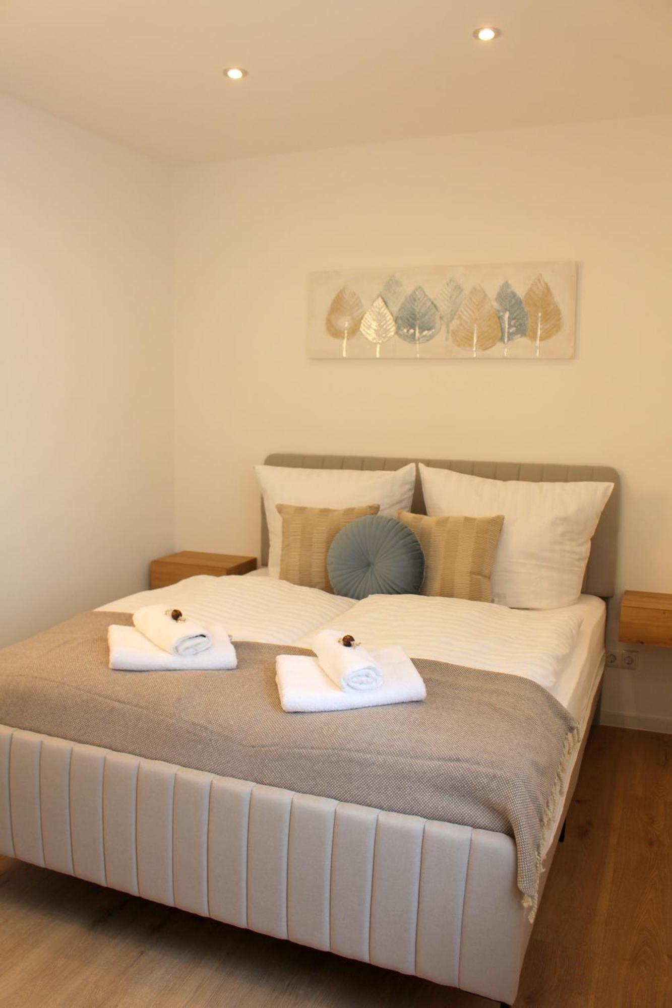 Apartment Mit Voll Ausgestatetter Kueche, Badewanne, Balkon, Parkplatz Vor Dem Haus, Ruhig Gelegen, Ada4 كولمباخ المظهر الخارجي الصورة